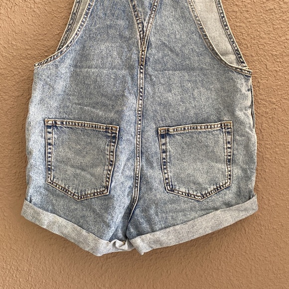H&M Jean Overall Shorts, Size S - Picture 5 of 9